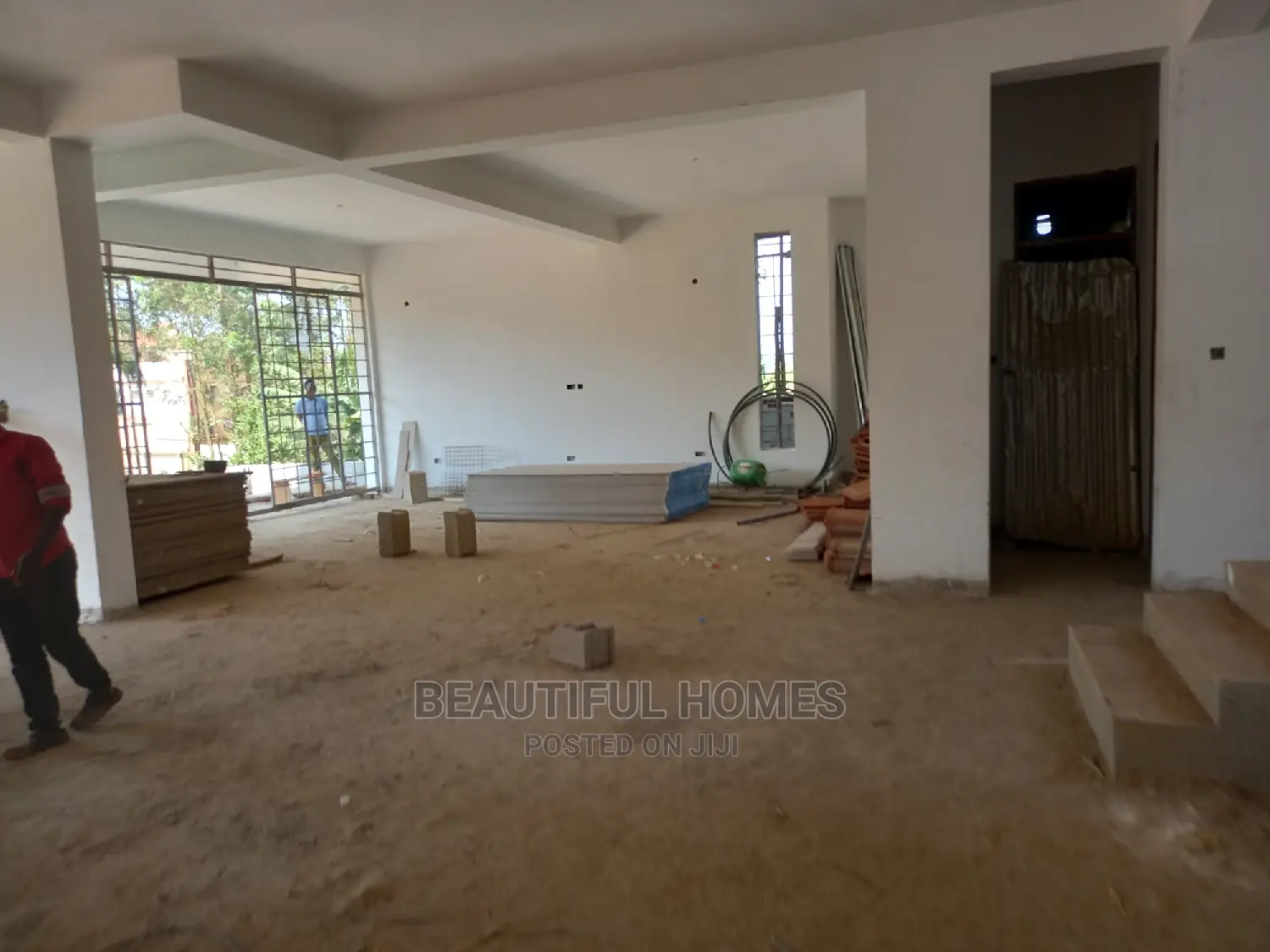 Furnished 6bdrm Mansion in Kyanja, Central Division for Sale