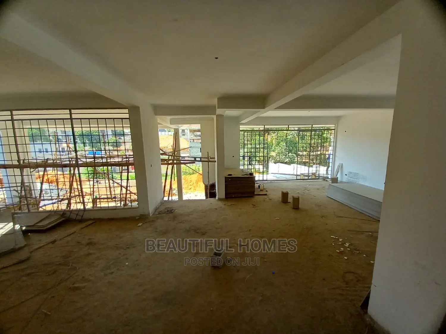 Furnished 6bdrm Mansion in Kyanja Corporate, Central Division for Sale