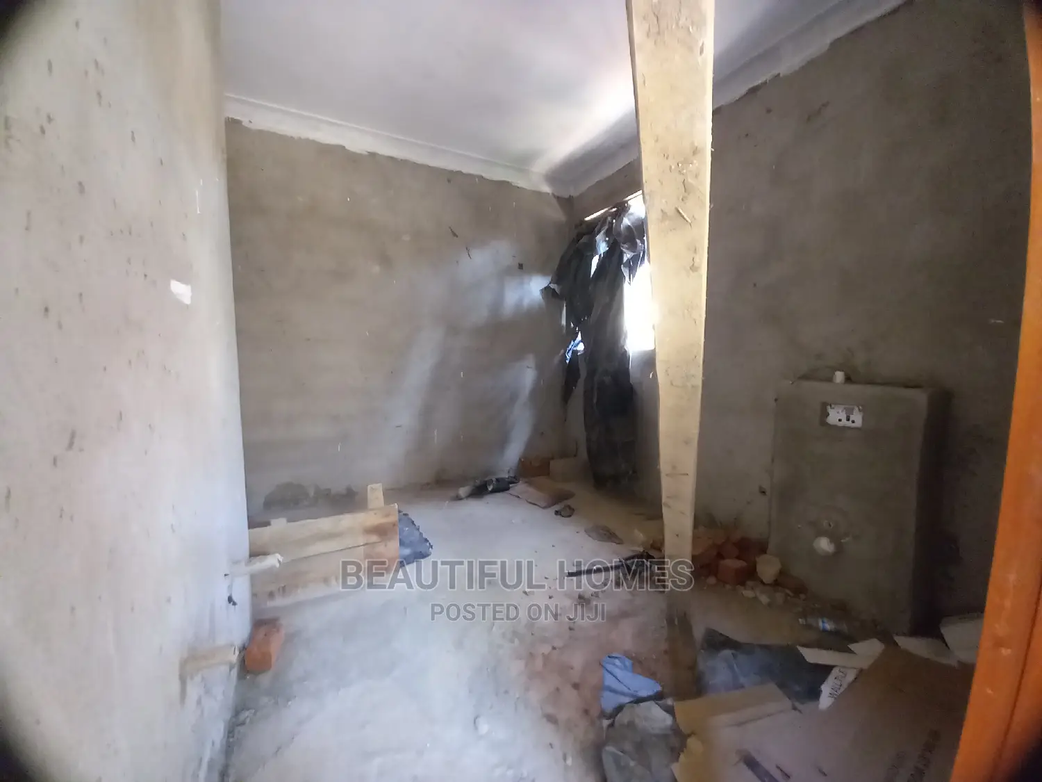 Furnished 6bdrm Mansion in Kyanja Corporate, Central Division for Sale
