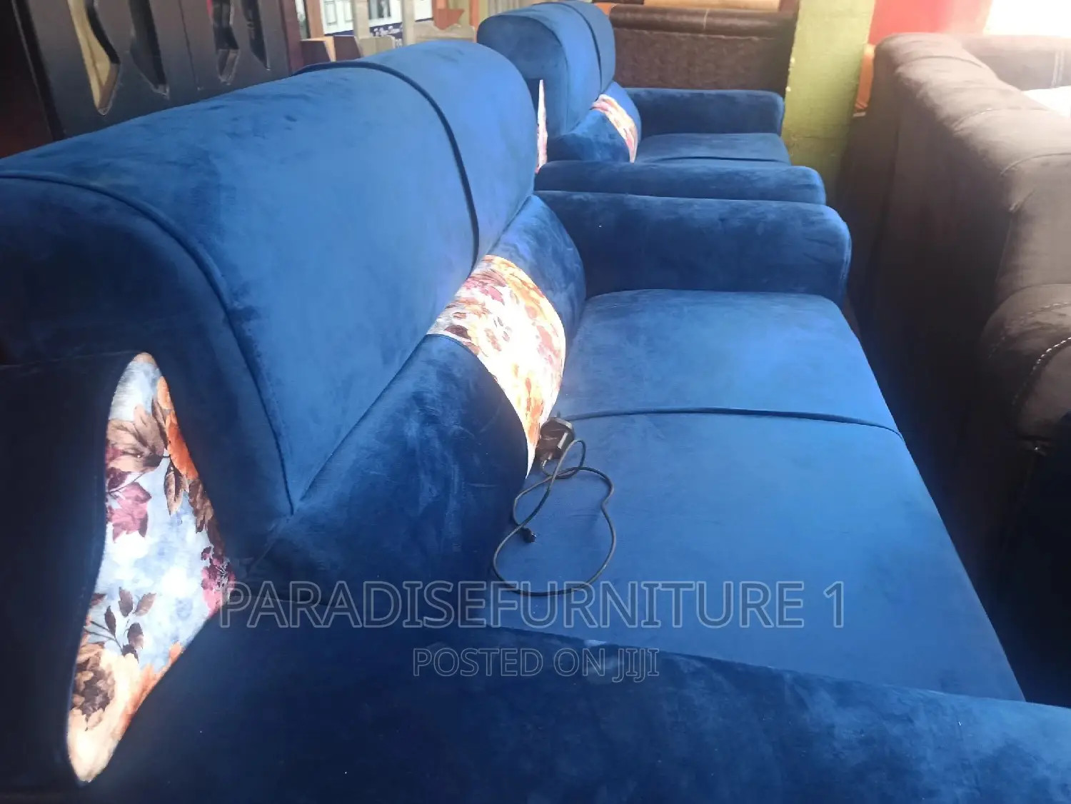 Sofa Set 5 Seater on Sale 695000 Only!
