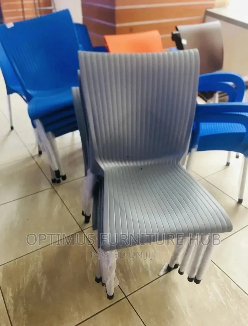 Plastic Chair (Supreme)