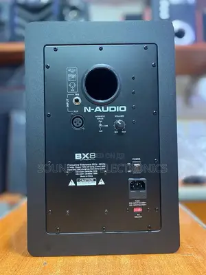 Studio Monitors Bx8