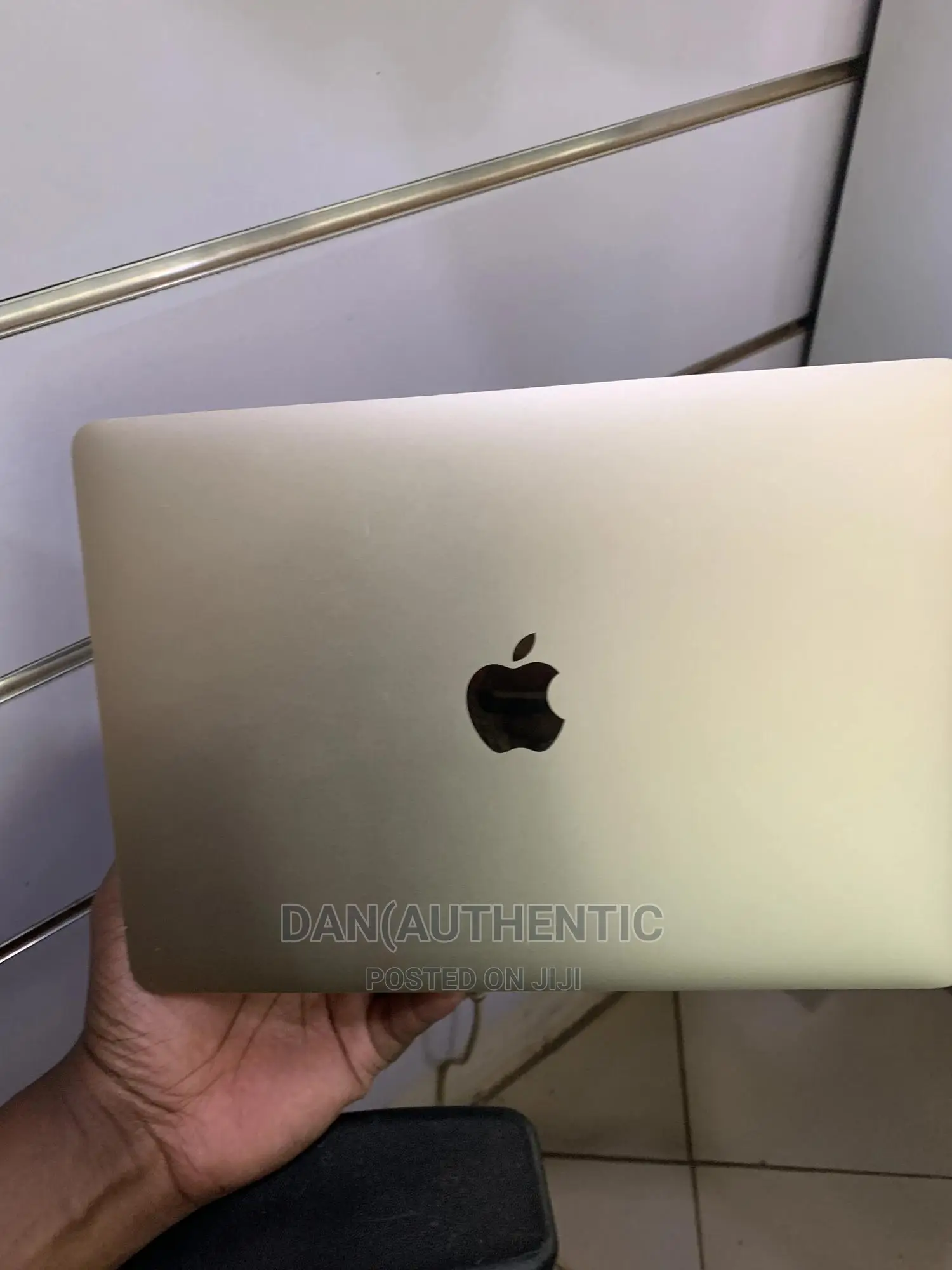 Laptop Apple MacBook 8GB Intel Core M SSD 256GB
