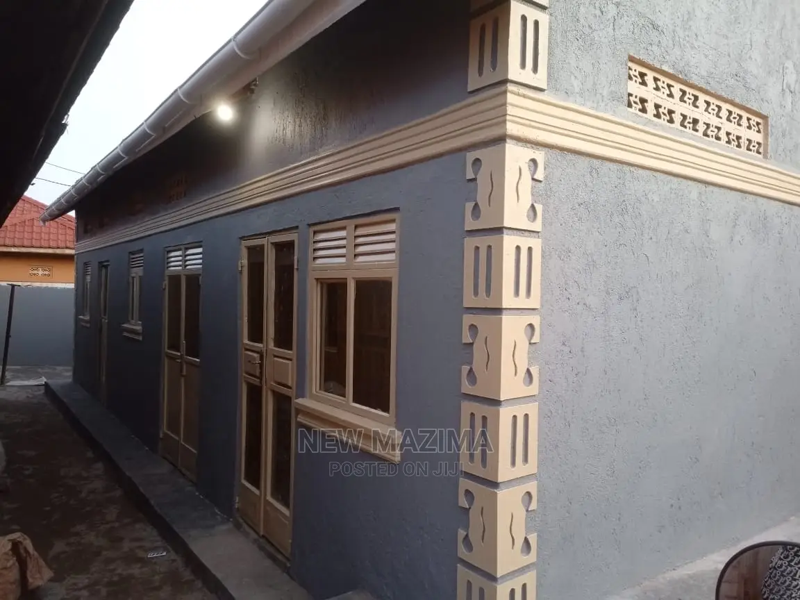 3bdrm House in Nansana, Central Division for Sale