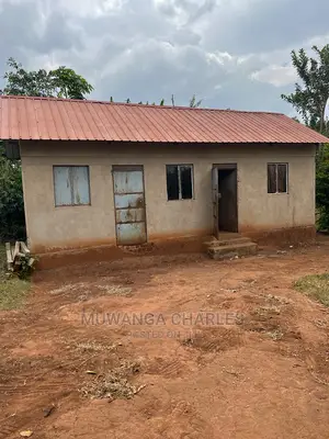 5acres for Sale at Janda Zirobwe
