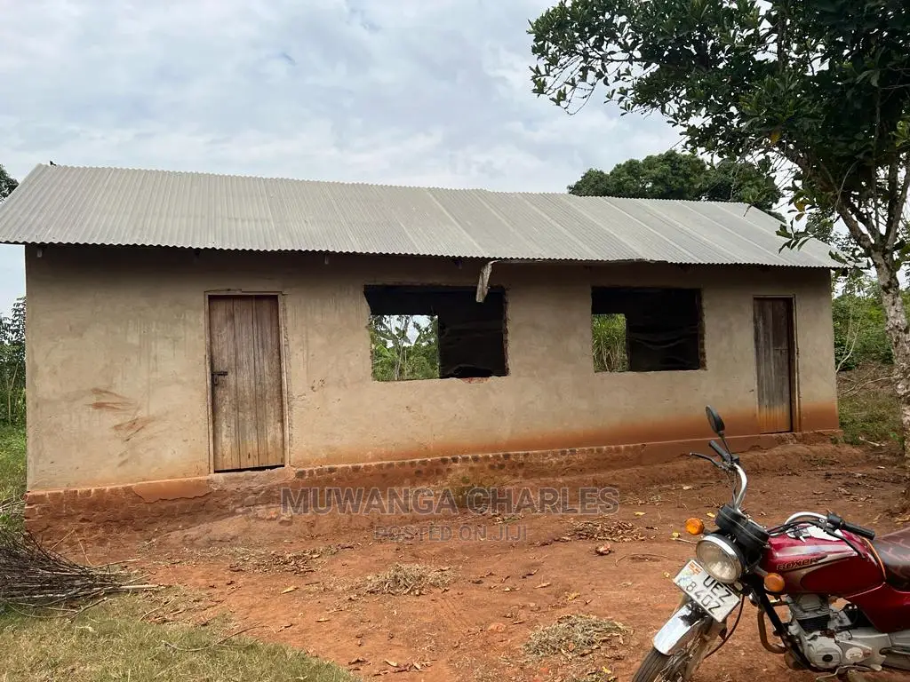 5acres for Sale at Janda Zirobwe