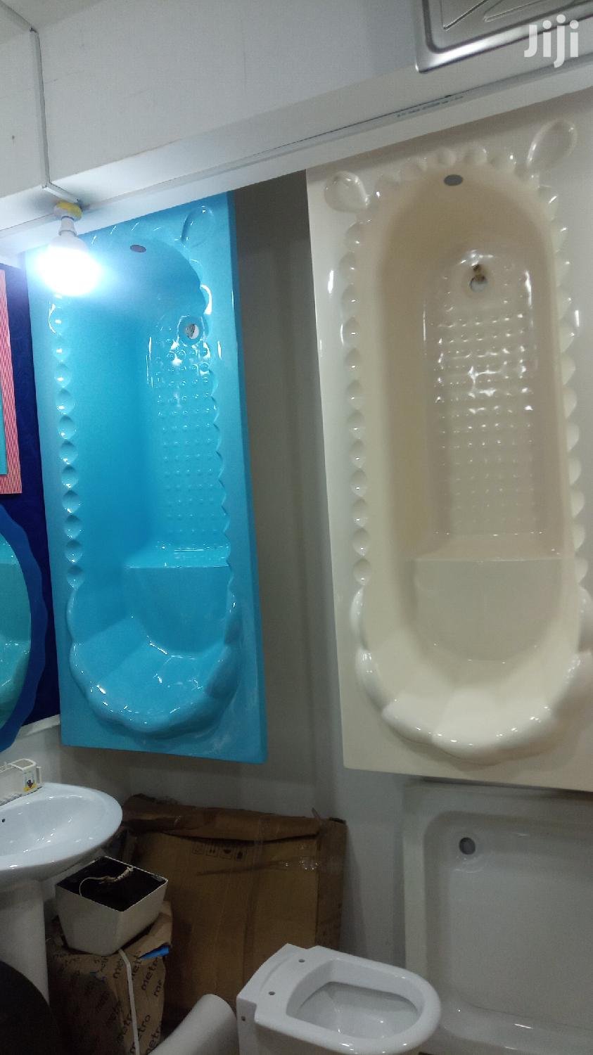Coloured Bathtubs