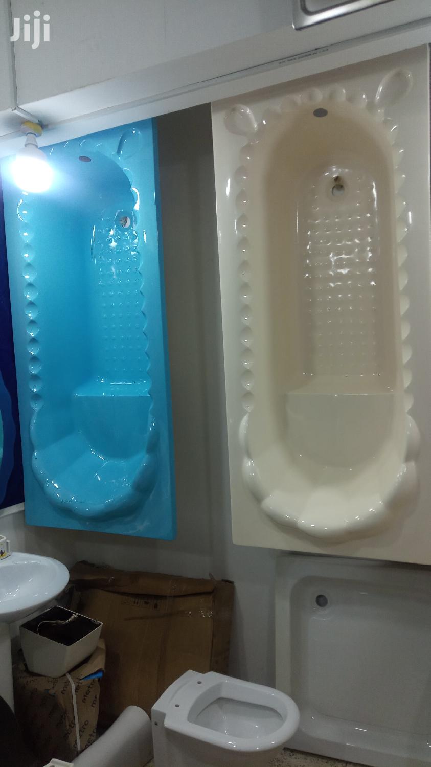 Coloured Bathtubs