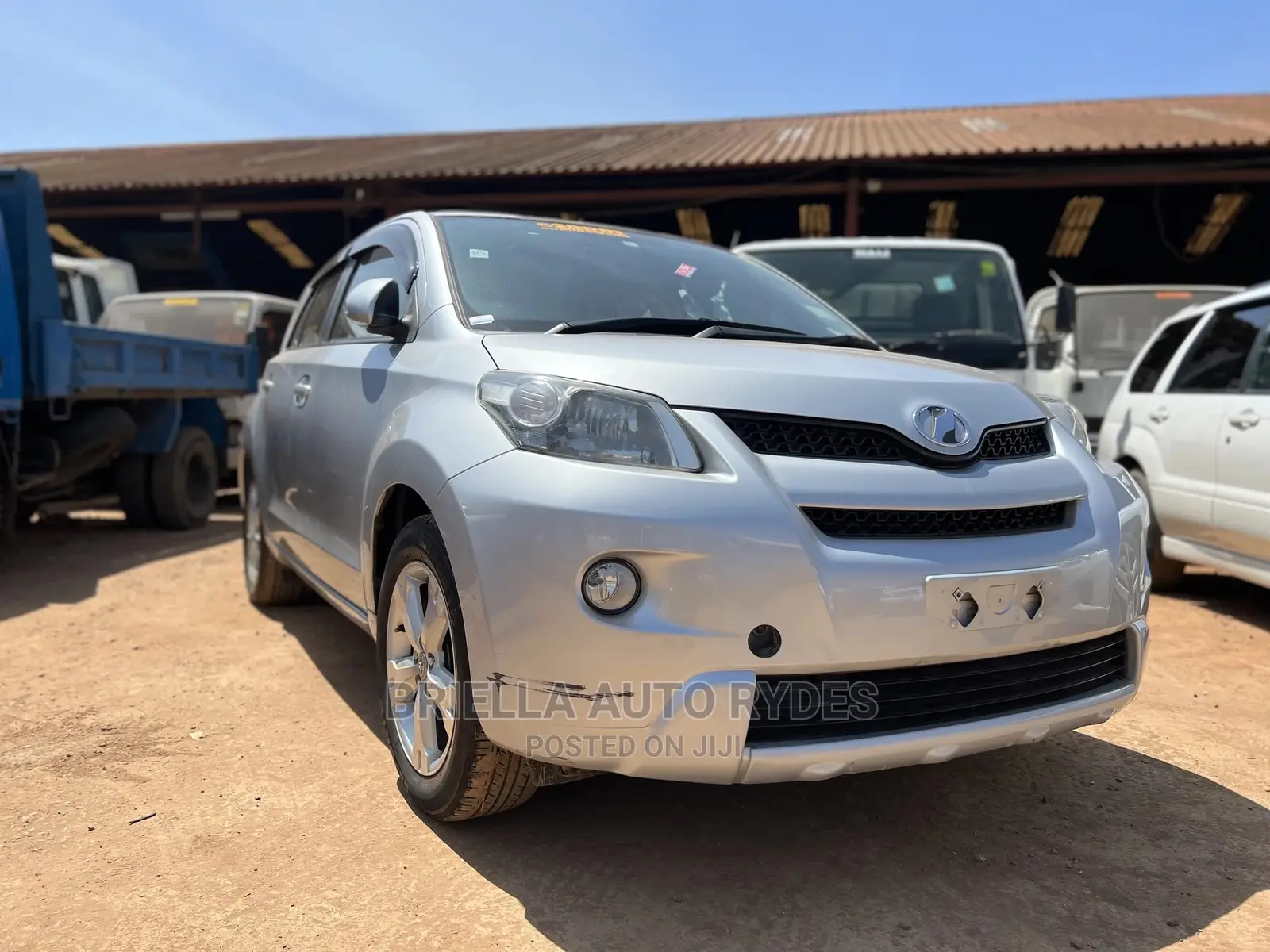 Toyota IST 2008 Silver