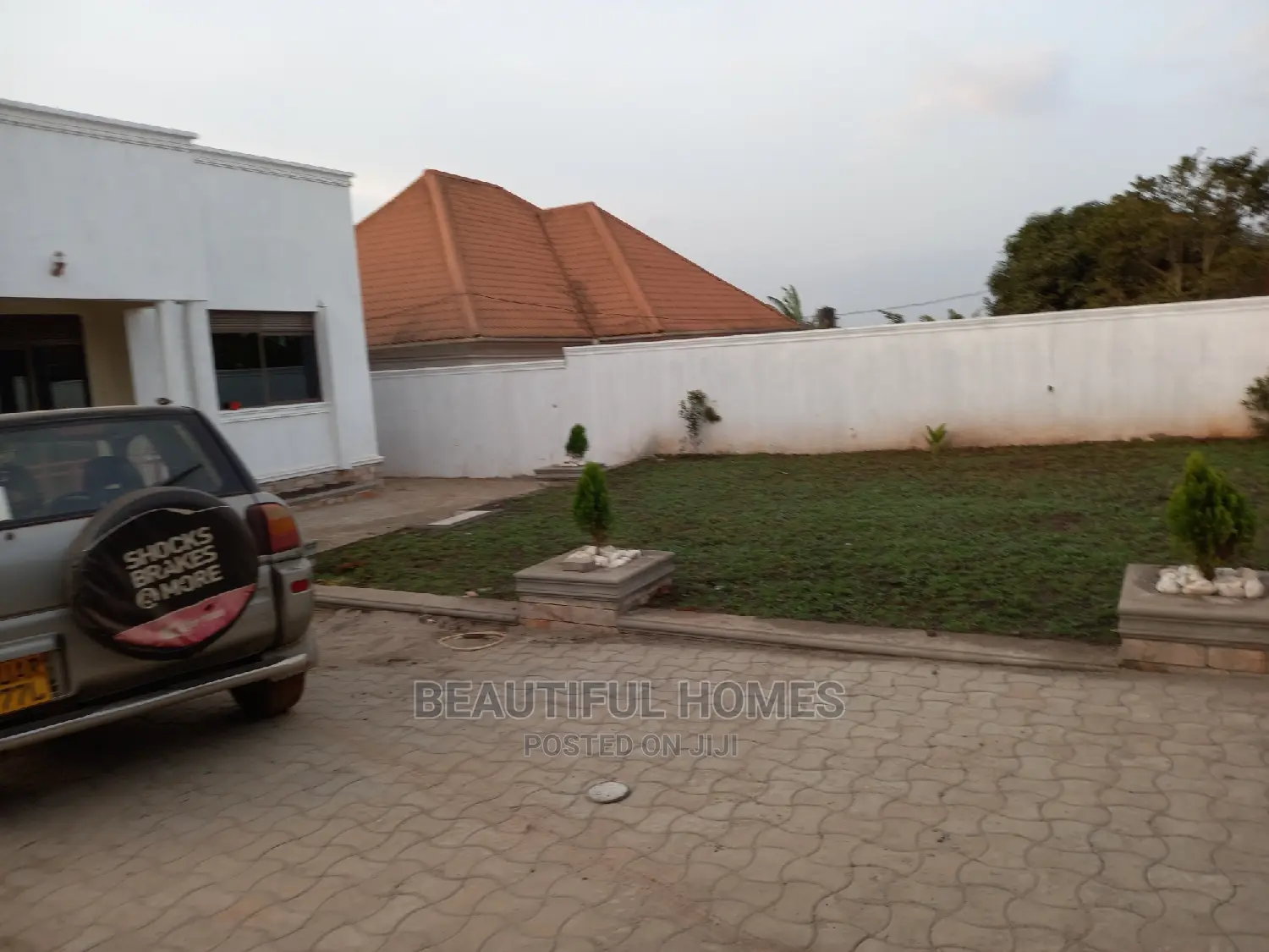 Furnished 4bdrm Maisonette in Kira, Central Division for Sale