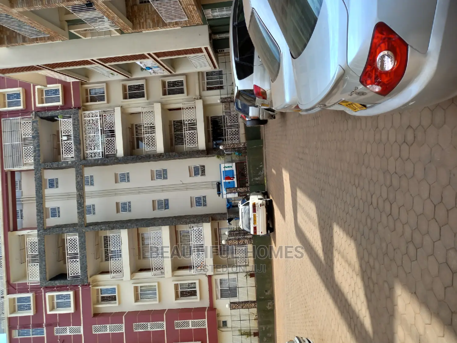 Furnished 1bdrm Condo in Najjera, Central Division for Sale