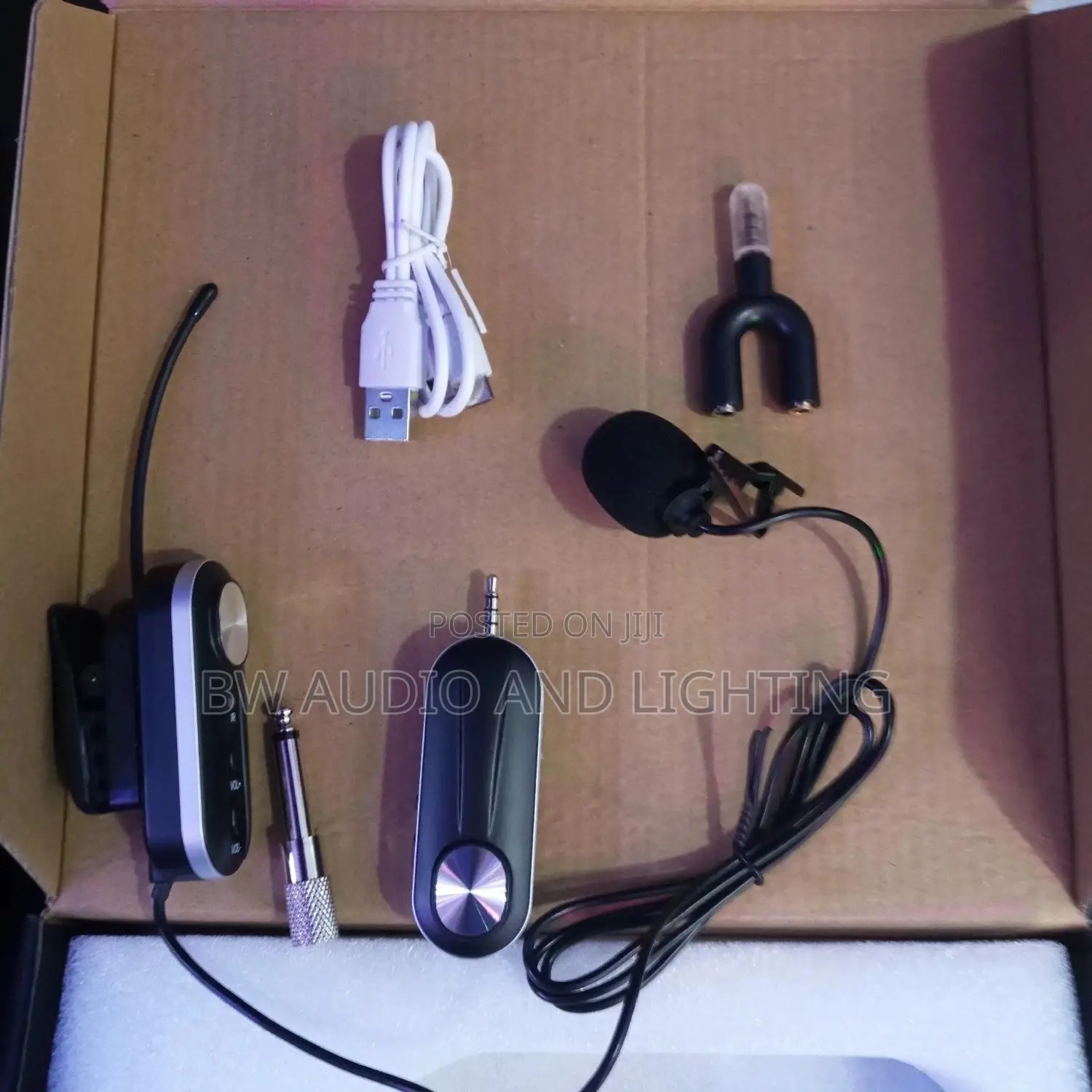 Wireless Clip Microphone for Camera Smartphone