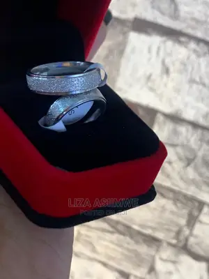 Wedding Rings Available at a Good and Fair Price