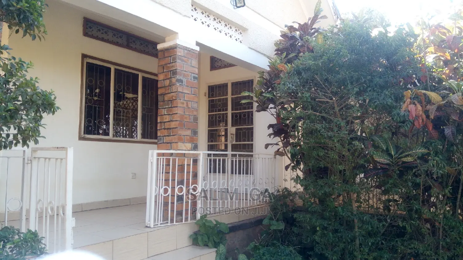 3bdrm Bungalow in Kololo Property, Central Division for Rent