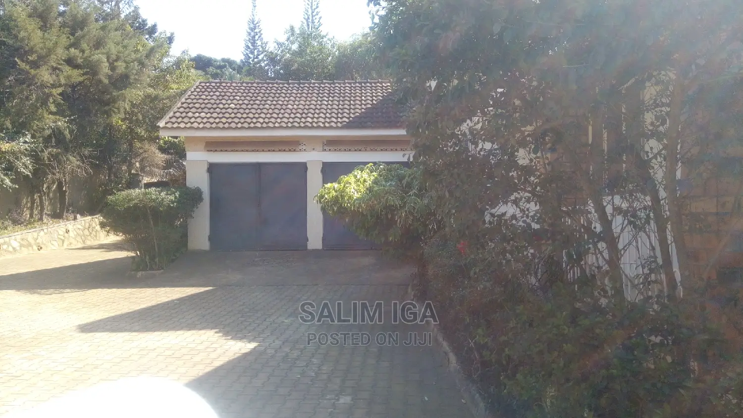 3bdrm Bungalow in Kololo Property, Central Division for Rent