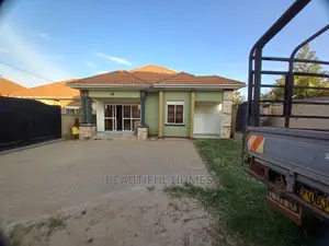 Furnished 4bdrm House in Kira Tarmacked for Sale