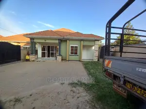 Furnished 4bdrm House in Kira Tarmacked for Sale