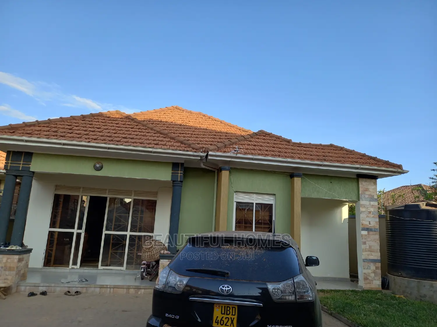 Furnished 4bdrm Bungalow in Kira Wealthy for Sale