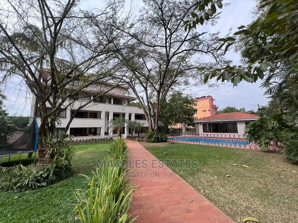 Furnished 4bdrm Penthouse in Central Division for Rent