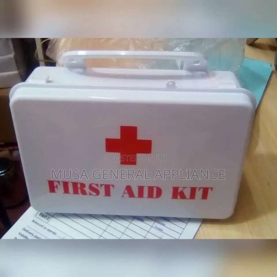 Forat Aid Kit 12 People