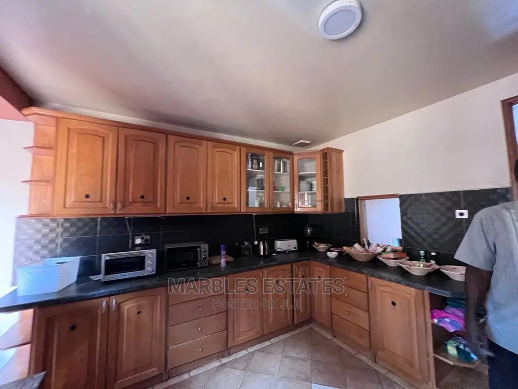 Furnished 4bdrm Apartment in Naguru, Central Division for Rent