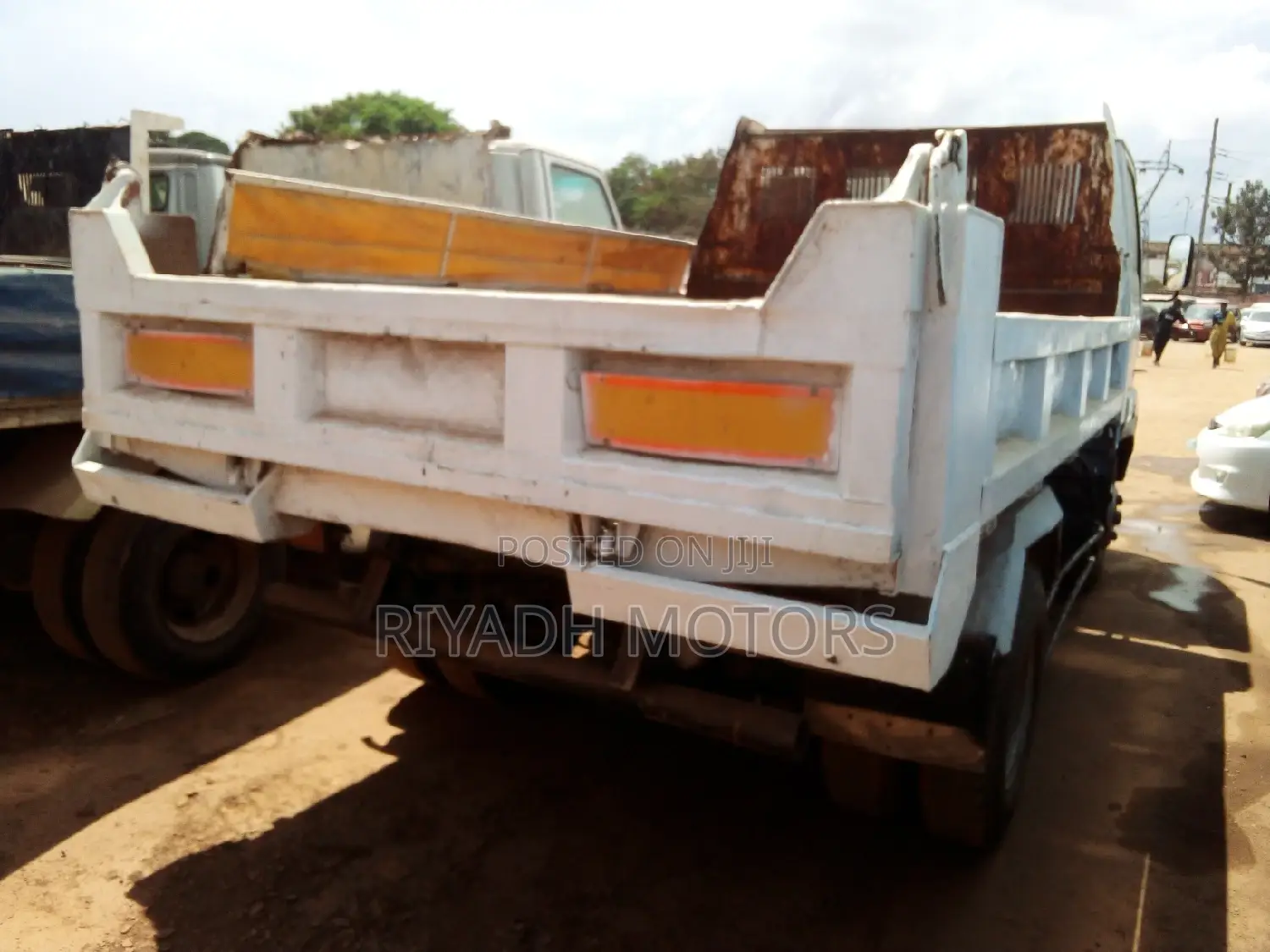 Isuzu Juston 1996