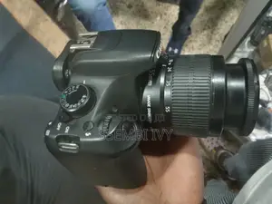 Canon Eos 1200d.