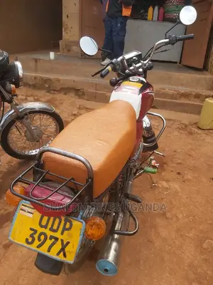 Bajaj Platina 100 2017 Red