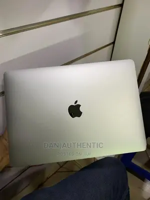 Laptop Apple MacBook Pro 2017 8GB Intel Core I5 SSD 128GB