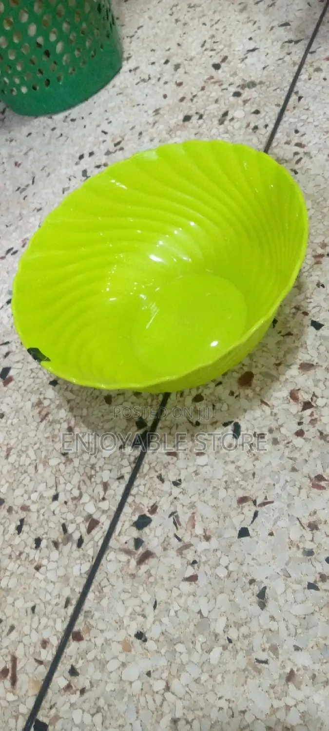 Plastic Durable Bowls