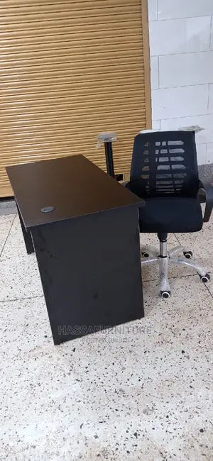 Office Set of Table and Chair