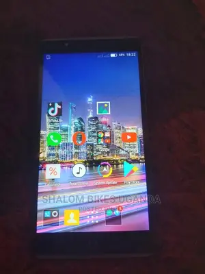Tecno Camon C8 16 GB