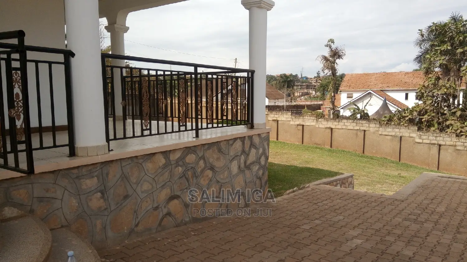 3bdrm Bungalow in Kololo Property, Central Division for Rent