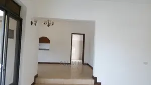 3bdrm Bungalow in Kololo Property, Central Division for Rent