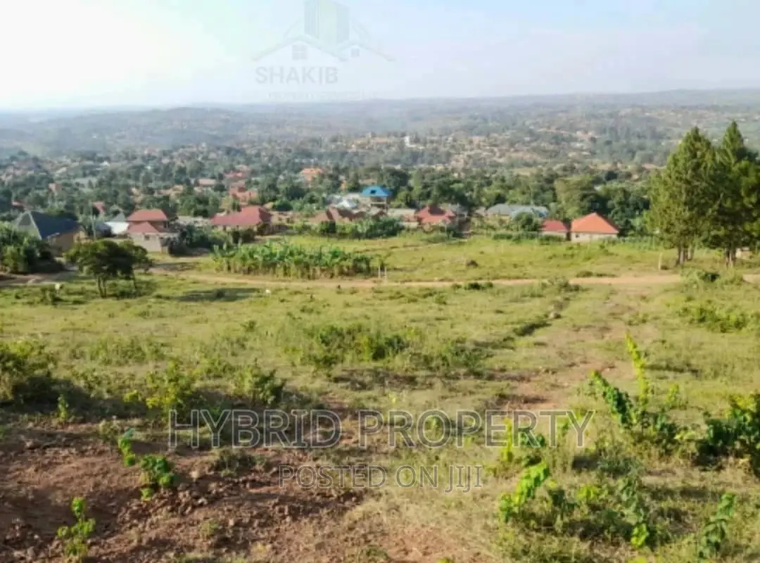 Plots for Sale at Kayunga~Gombe [Wakiso] Estate~Hoima Road.