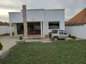 Furnished 4bdrm House in Kira for Sale