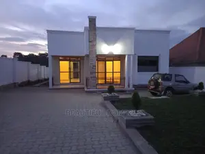 Furnished 4bdrm House in Kira for Sale