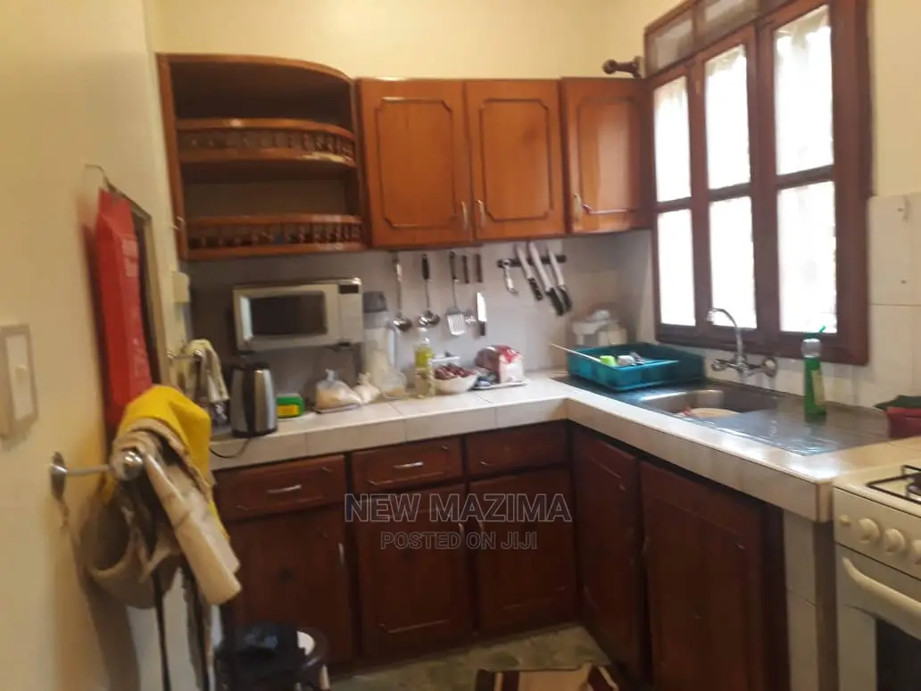 Furnished 3bdrm Bungalow in Nsambya, Central Division for Rent