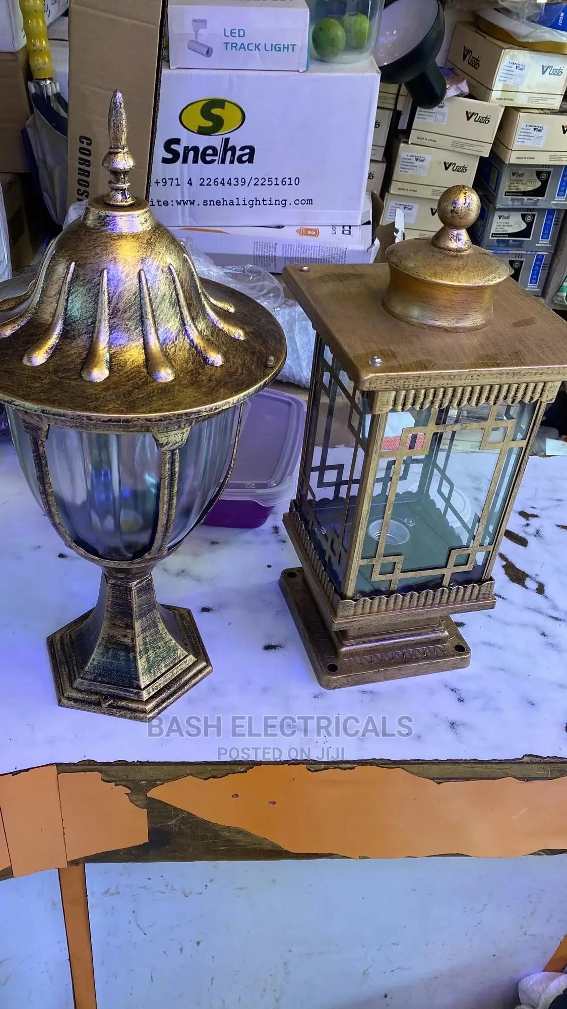 Unique Gate Lights