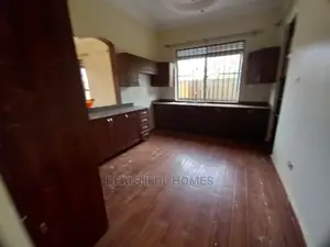 Furnished 4bdrm Bungalow in Kira Tarmacked for Sale