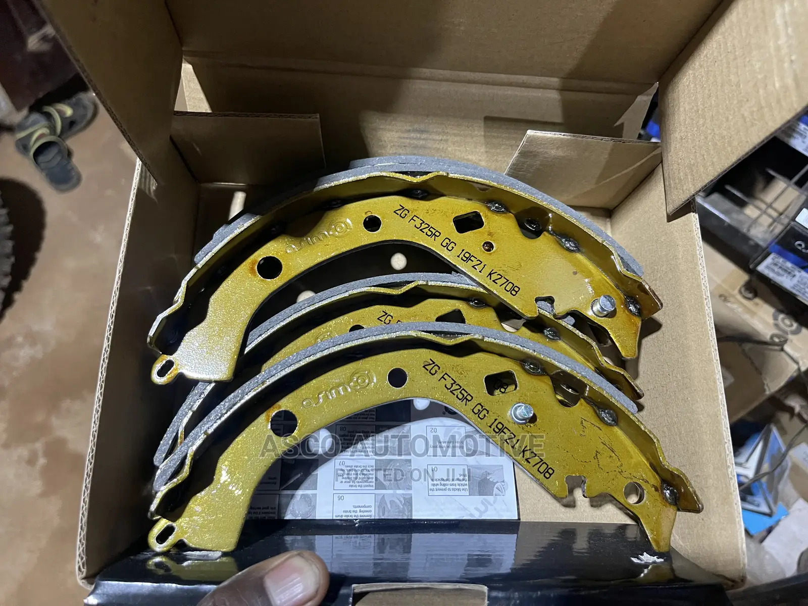 Genuine Asimco Rear Brake Shoes for Spacio 2002 on Probox