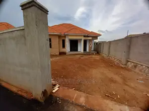 Furnished 4bdrm Bungalow in Kira Mamerito Road for Sale