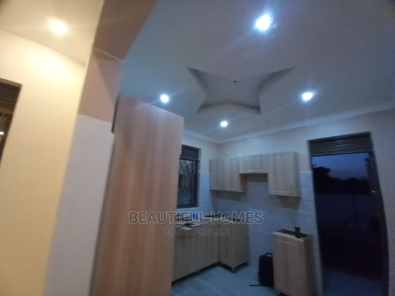 Furnished 4bdrm Bungalow in Kira for Sale