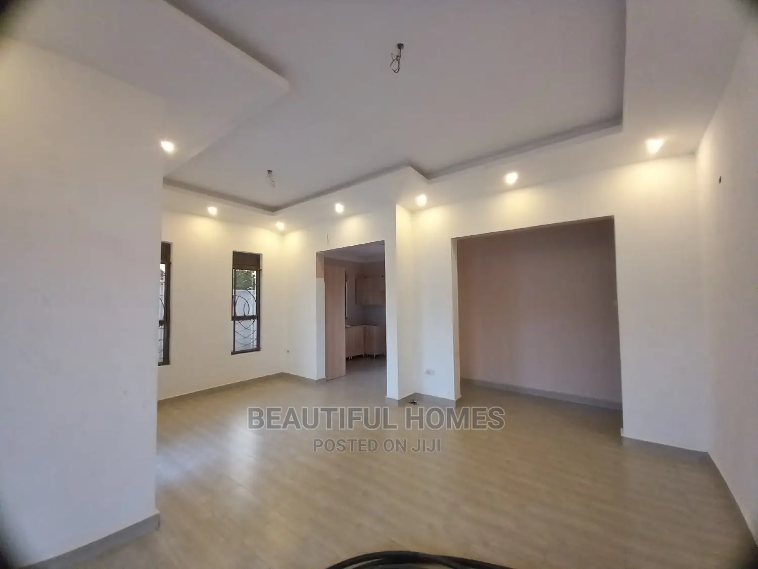 Furnished 4bdrm Maisonette in Kira for Sale