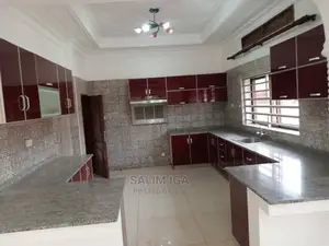 5bdrm Bungalow in Kololo Property, Central Division for Rent