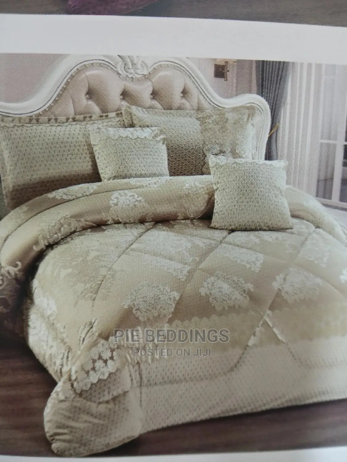 Lavish Comforter