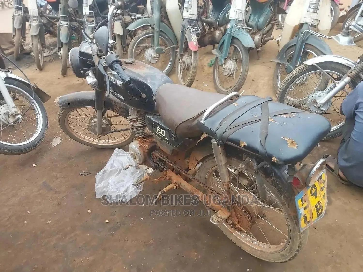 Suzuki GS 2016 Black