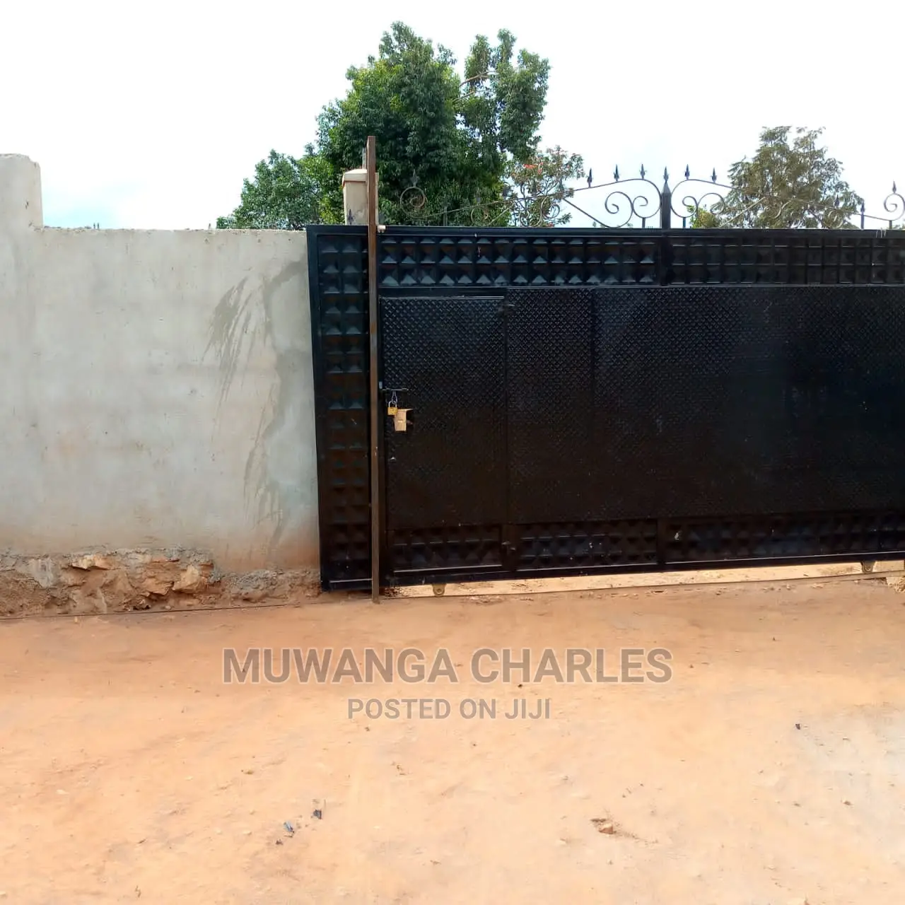 4bdrm Duplex in Fs Properties Ltd, Central Division for sale