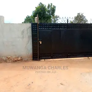 4bdrm Duplex in Fs Properties Ltd, Central Division for sale