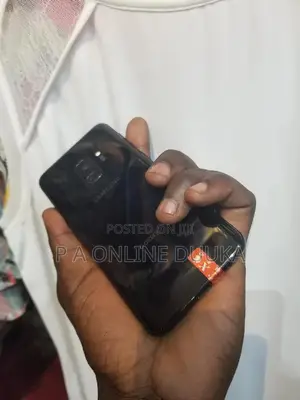 Photo - Samsung Galaxy S9 Plus 64 GB Black